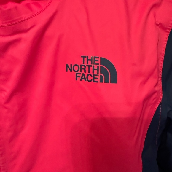 Girl’s The North Face G Zipline Rain Jacket - Picture 2 of 9